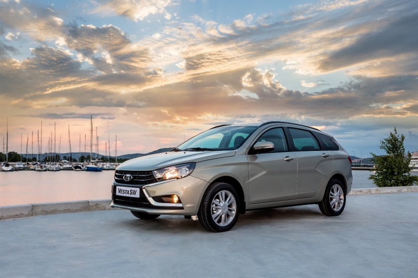 LADA Vesta SW и LADA Vesta SW Cross выходят на европейский рынок